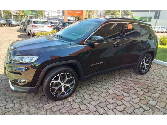 JEEP COMPASS 1.3 T270 TURBO FLEX LONGITUDE AT6